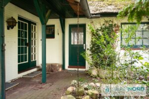 Haustür u. Eingang Büro/Praxis